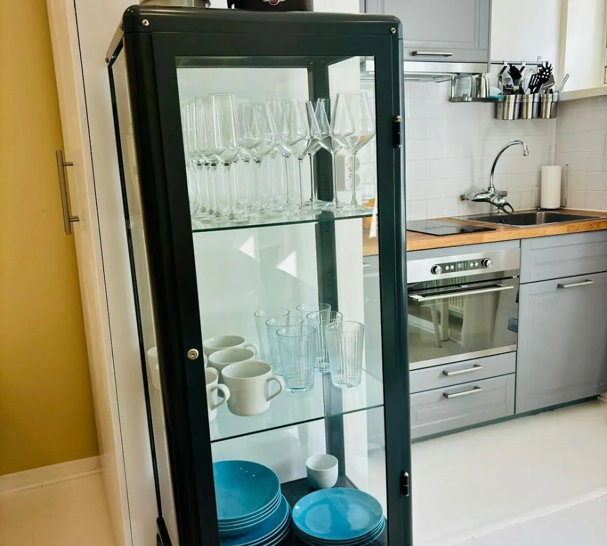 Fully Equipped Studio In Alppila Helsinki Apartment